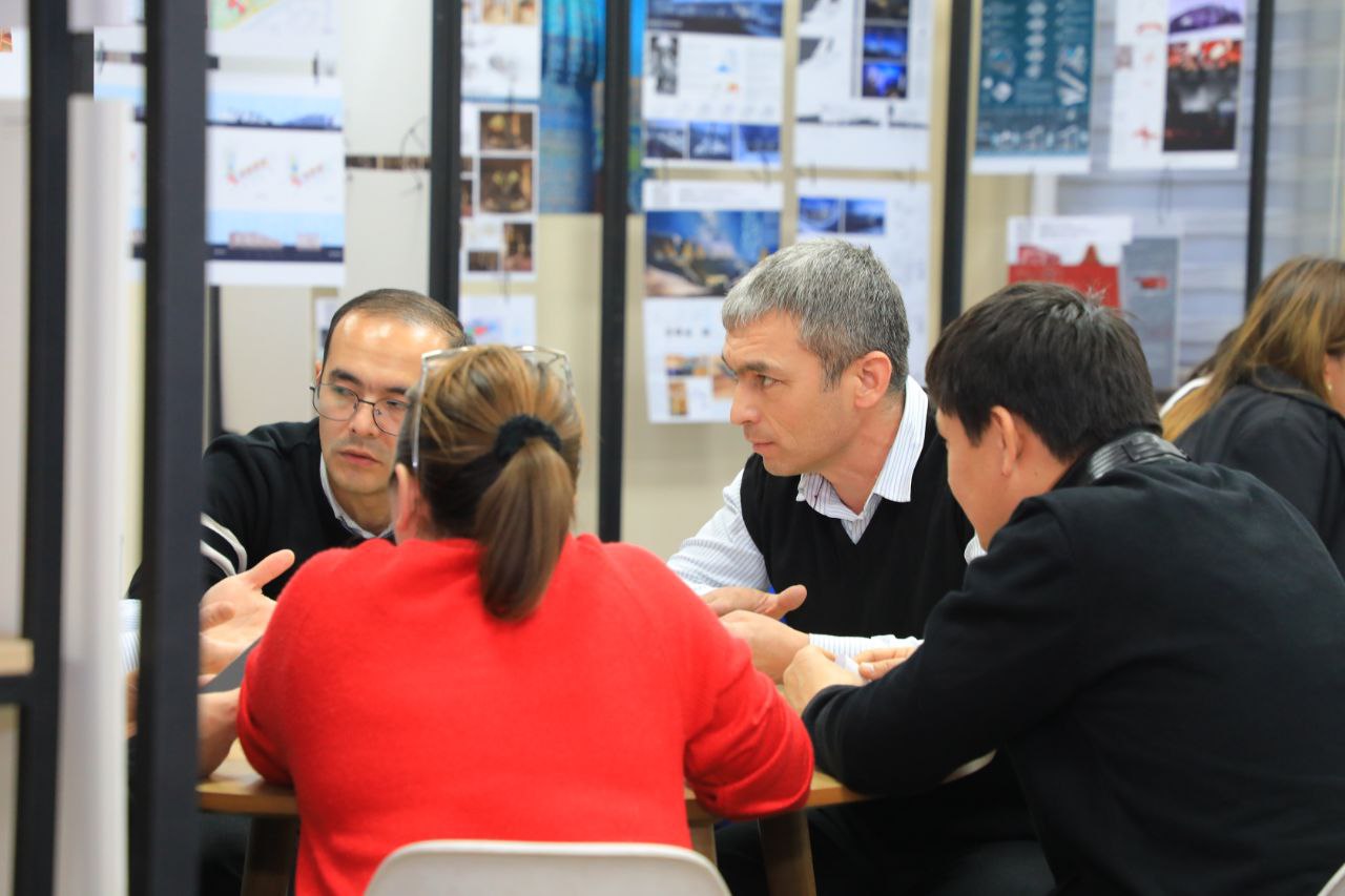 Toshkent arxitektura-qurilish universitetida “Konstitutsiya — baxtimiz qomusi!” shiori ostida “Zakovat” intellektual o‘yini o‘tkazildi